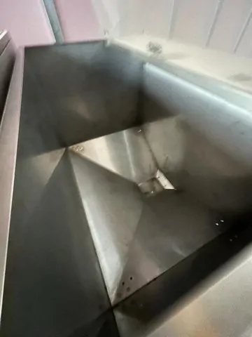 Used Caps Elevator Bertolaso A 900 — 3