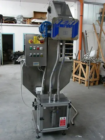 Used Caps Elevator Neri — 3
