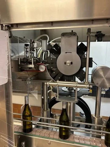Used Capsuler 2001 GAI 4608 DL — 2
