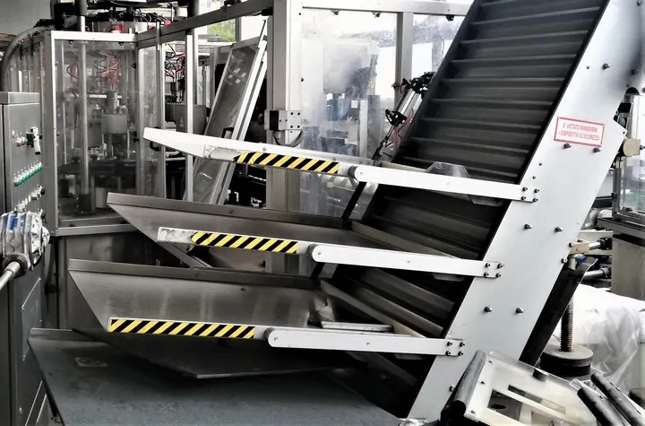 Used Capsuler Robino&Galandrino 12.000 bph — 4