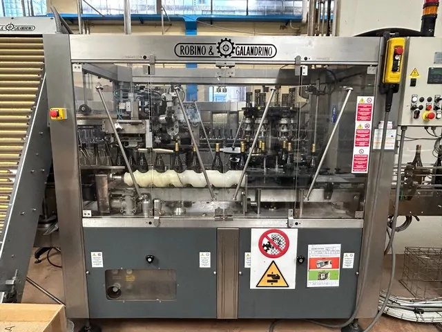 Used Capsuler Robino&Galandrino Astra F 6 — 2