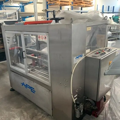 Used Case Erector Ape Form 1200 — 10