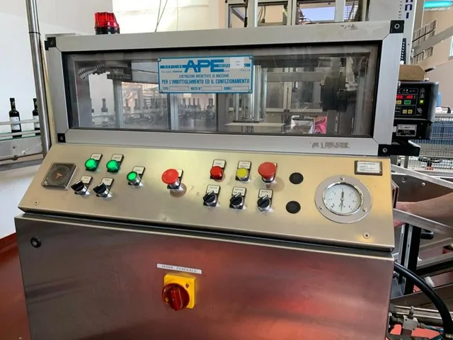 Used Case Erector Ape Form 1200 HM — 2