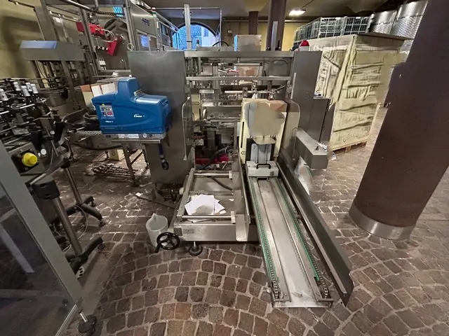 Used case Erector APE FORM 1200 HMA