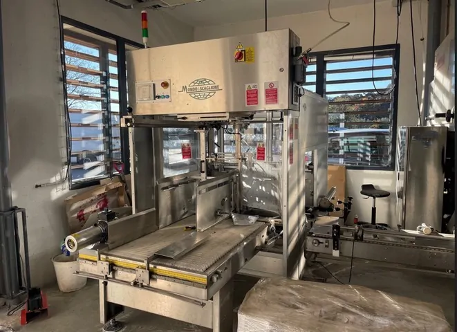 Used Case Erector Mondo&Scaglione 2015