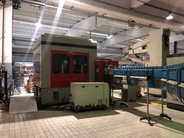 Used Complete Aseptic Bottling Line PET 18.000 bph — 8