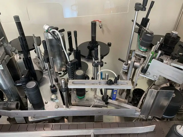 Used Complete Bottling Line Borelli Beer — 9