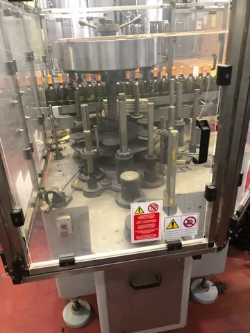 Used Complete Bottling Line for Wine — 4