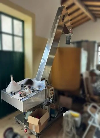 Used Complete Bottling Line GAI Vinegar — 9