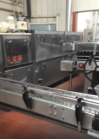 Used Complete Bottling Line Irundin still wine — 2