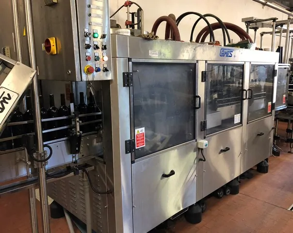Used Complete Bottling Line Isobaric Bertolaso — 9