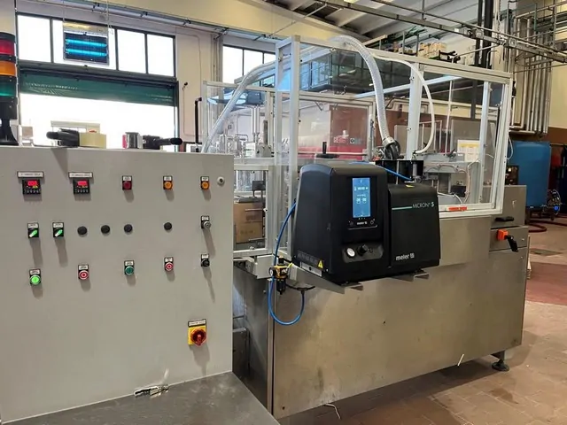 Used Complete Bottling Line Jars & PET Bottles — 6