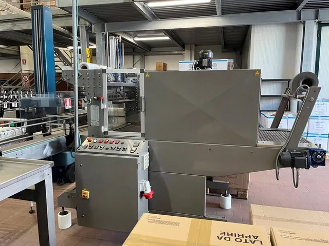 Used Complete Bottling Line Jars & PET Bottles — 10