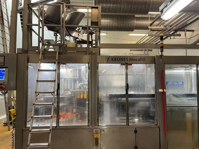 Used Complete Bottling Line Krones 14.000 bph — 4