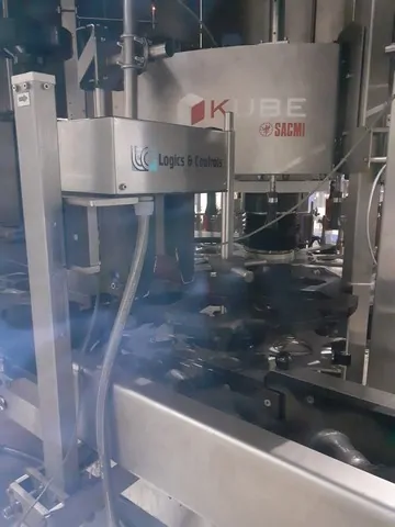 Used Complete Bottling Line MBF Still Wine — 5