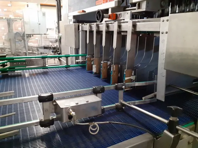 Used Complete Bottling Line MBF Still Wine — 9