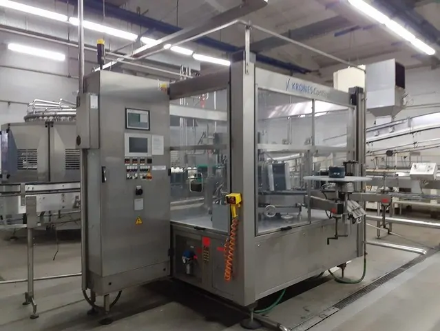 Used Complete Bottling Line PET 12.000 bph — 4