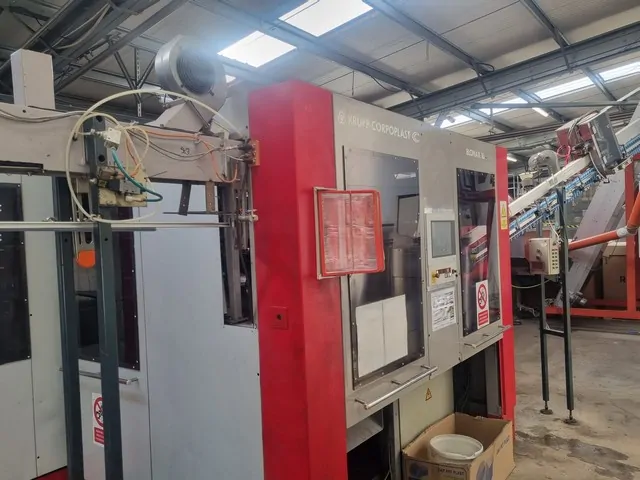 Used Complete Bottling Line PET 2 LT — 8