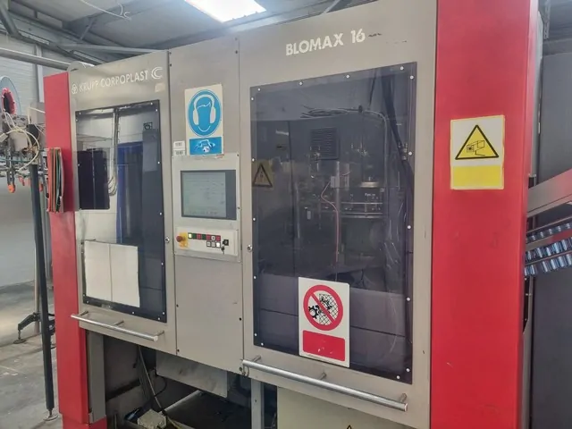 Used Complete Bottling Line PET 2 LT — 10