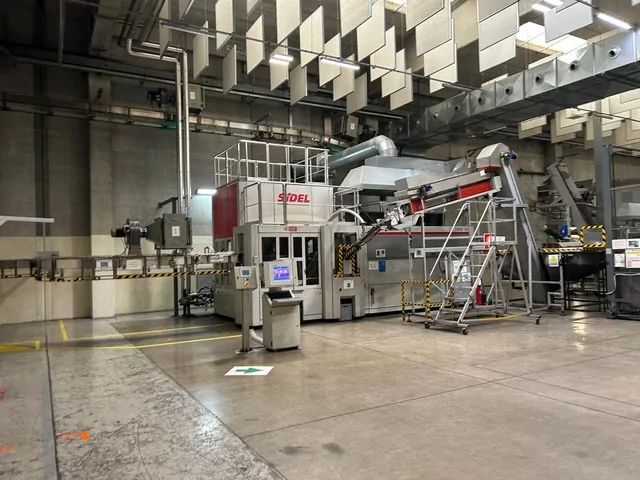 Used Complete Bottling Line Sidel PET 18.500 bph — 3