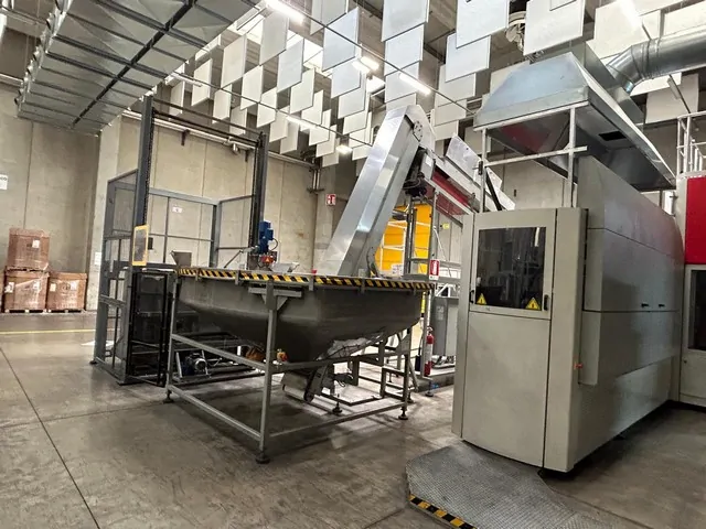 Used Complete Bottling Line Sidel PET 18.500 bph — 9