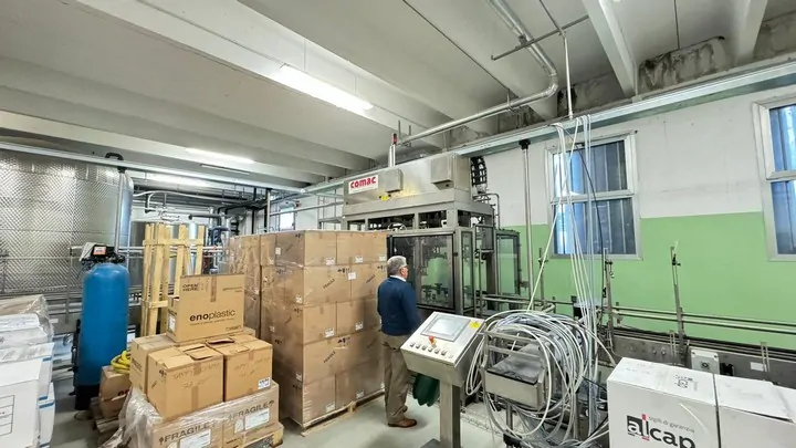 Used Complete Filling Line Kegs Polikeg Comac — 5