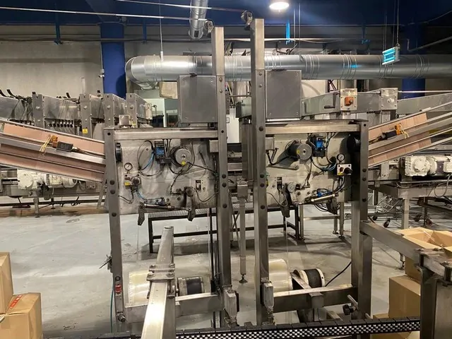 Used Complete PET Krones line 30.000 bph — 5