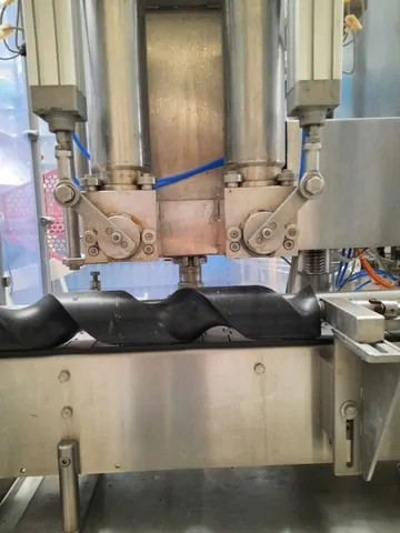 Used filler Alcos volumetric dosing 4.800 bph — 3