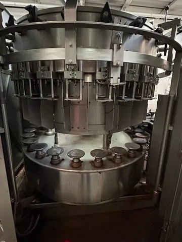 Used Filler Bertolaso 24v isobaric — 5