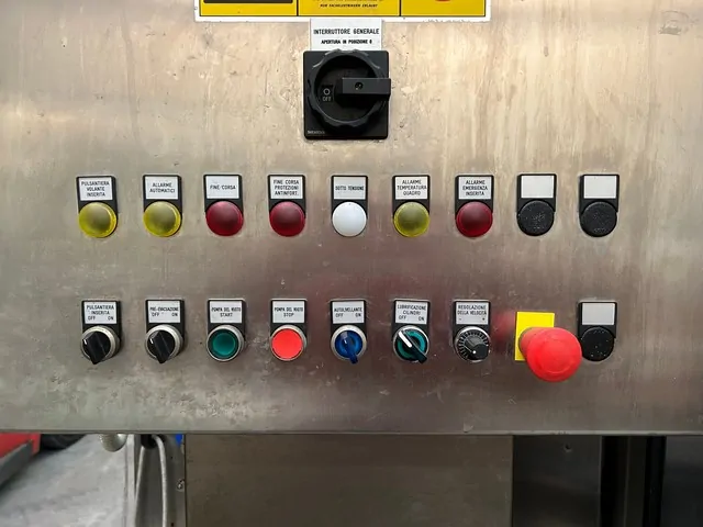 Used Filler Bertolaso 24v isobaric — 7