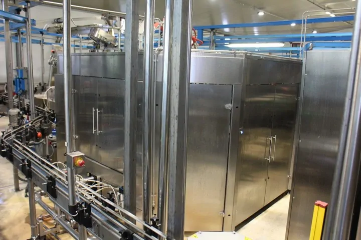 Used filler Bertolaso Suprema 72 isobarc 10.000 bph — 3