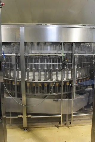 Used filler Bertolaso Suprema 72 isobarc 10.000 bph — 5