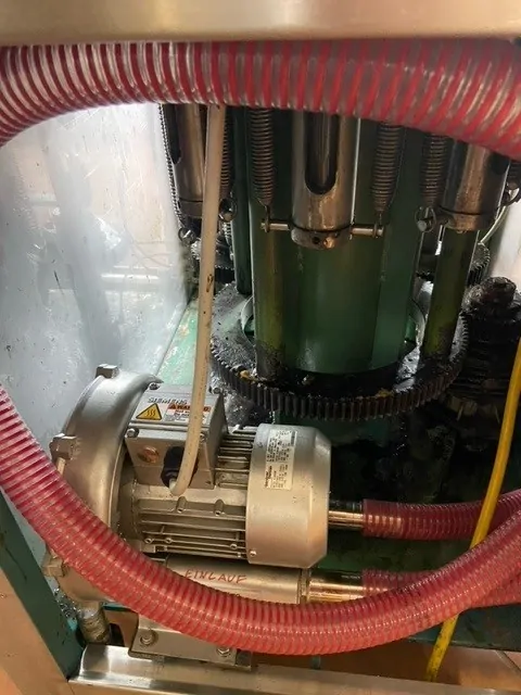 Used filler Clifom Europa 1.600 bph — 2