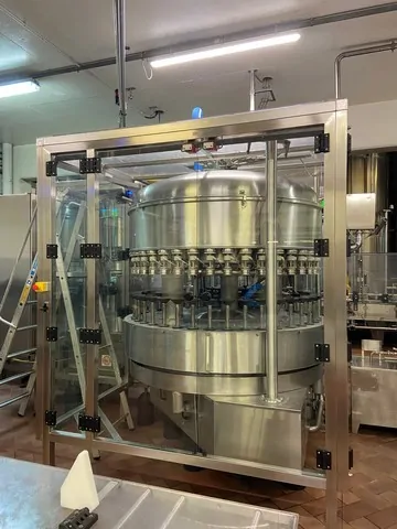 Used Filler Corker Bertolaso 40.6 — 8