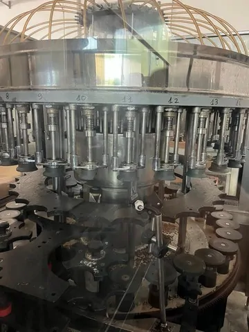 Used Filler Dipran 30 valves 5.000 bph — 5