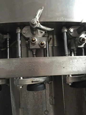 Used filler Vir Mauri 9.000 bph isobaric — 4