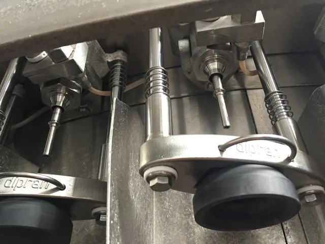 Used filler Vir Mauri 9.000 bph isobaric — 6