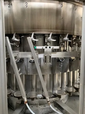 Used filler Vir Mauri Mutina isobaric 5.000 bph — 3