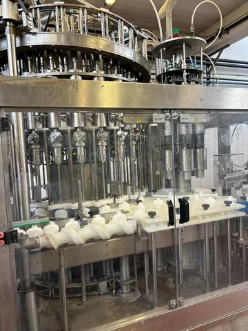 Used filling monoblock Ave for cosmetics — 4