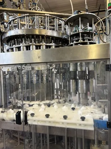 Used filling monoblock Ave for cosmetics — 7