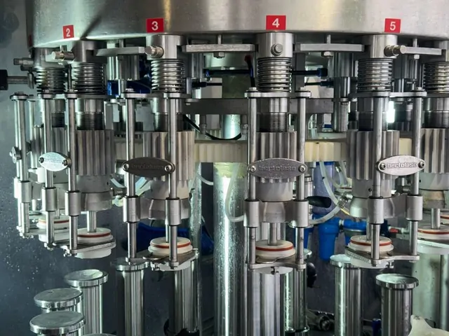 Used Filling Monoblock Bertolaso 16.16.1 — 8