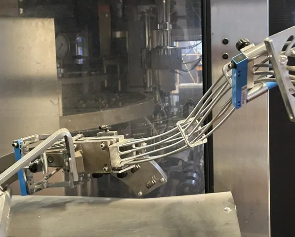 Used filling monoblock Bertolaso 40.6.4 — 5
