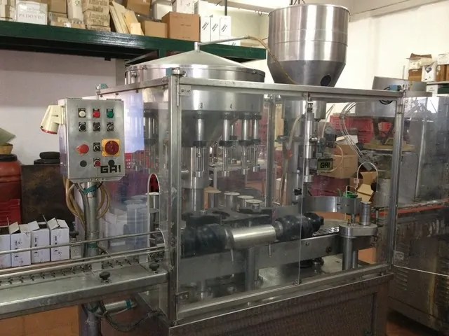 Used filling monoblock GAI 3000 elv — 2