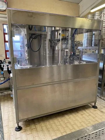 Used filling monoblock isobaric Axtra