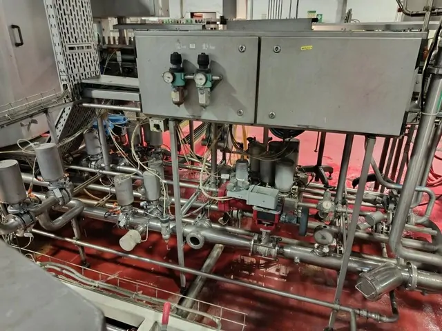 Used Filling Monoblock Krones Soft Drinks 30.000 bph