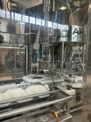 Used Filling Syncrobloc CFT Isobaric 30.30.6 12.000 bph — 9