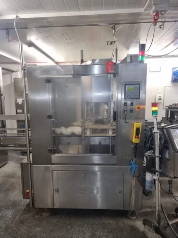 Used Kosme Complete PET Bottling Line — 4