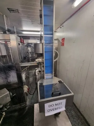 Used Kosme Complete PET Bottling Line — 6