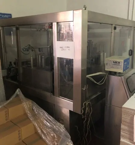 Used labeller Ave adhesive 6.000 bph — 2