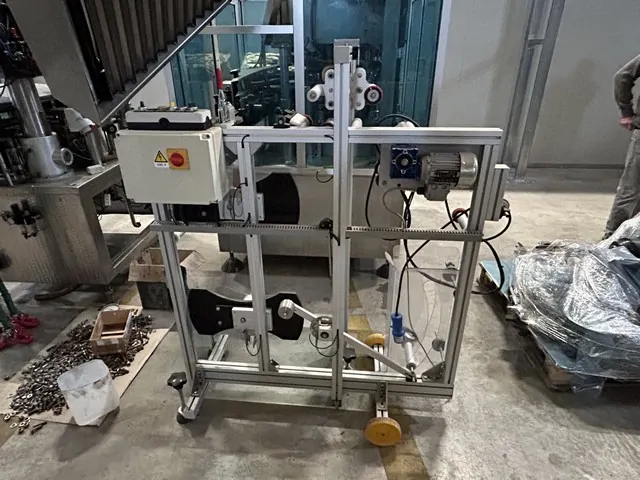 Used labeller Cavagnino&Gatti 21T adhesive — 8